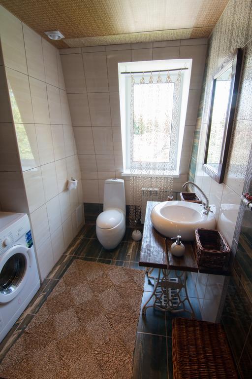 Dragomir Apartments Черкассы Номер фото