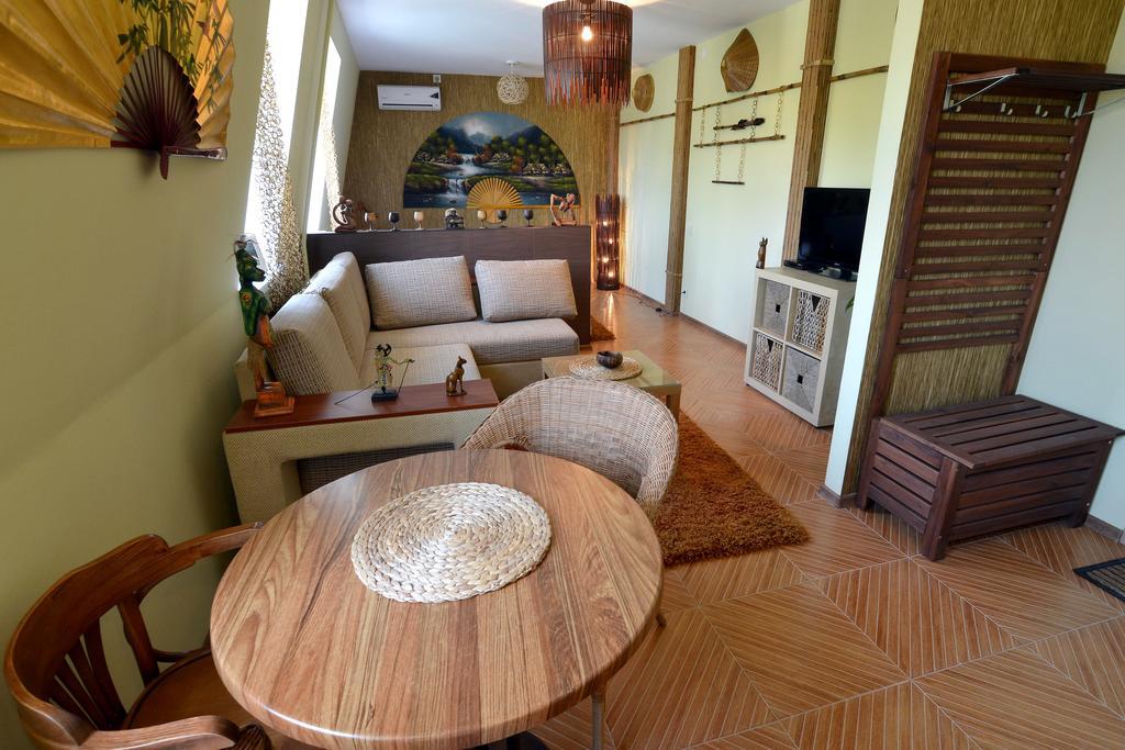 Dragomir Apartments Черкассы Номер фото