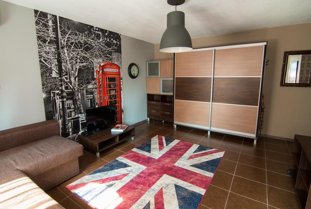 Dragomir Apartments Черкассы Номер фото